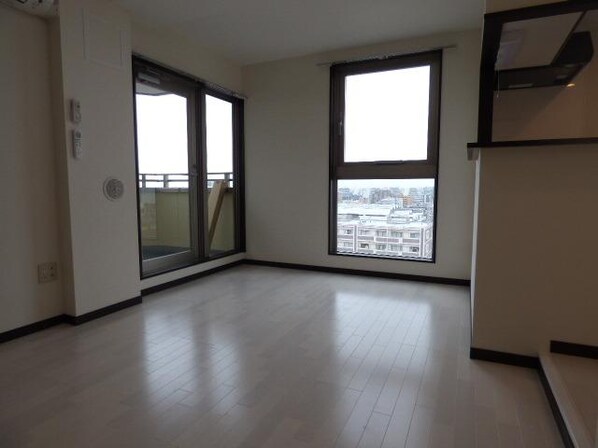 リヴェールタワー綾瀬の物件内観写真